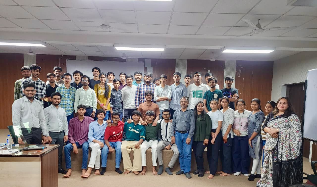 Students at the IoT: From Idea to Product college session